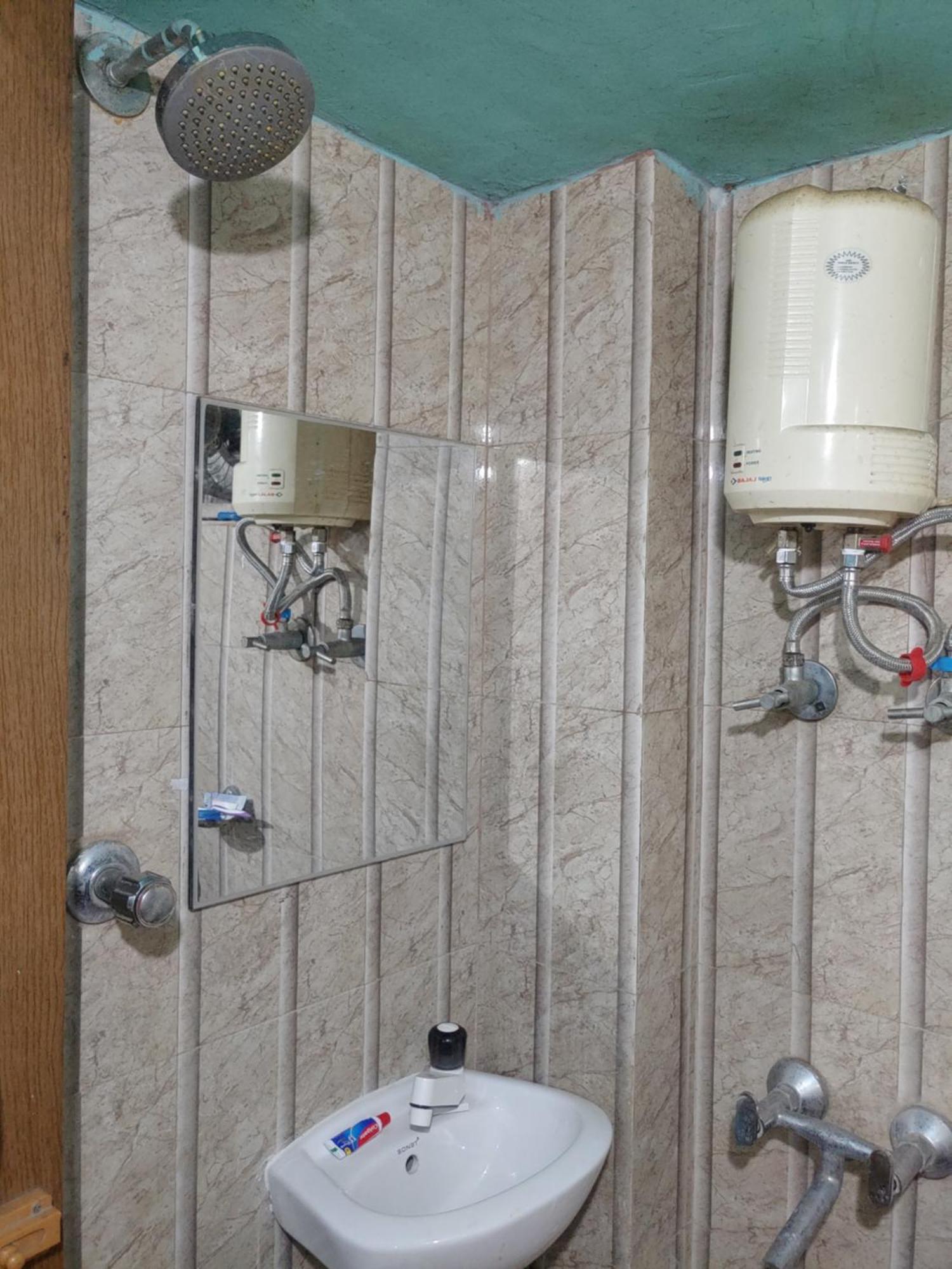 Comfort Inn Kamakhya Jn Gauháti Szoba fotó